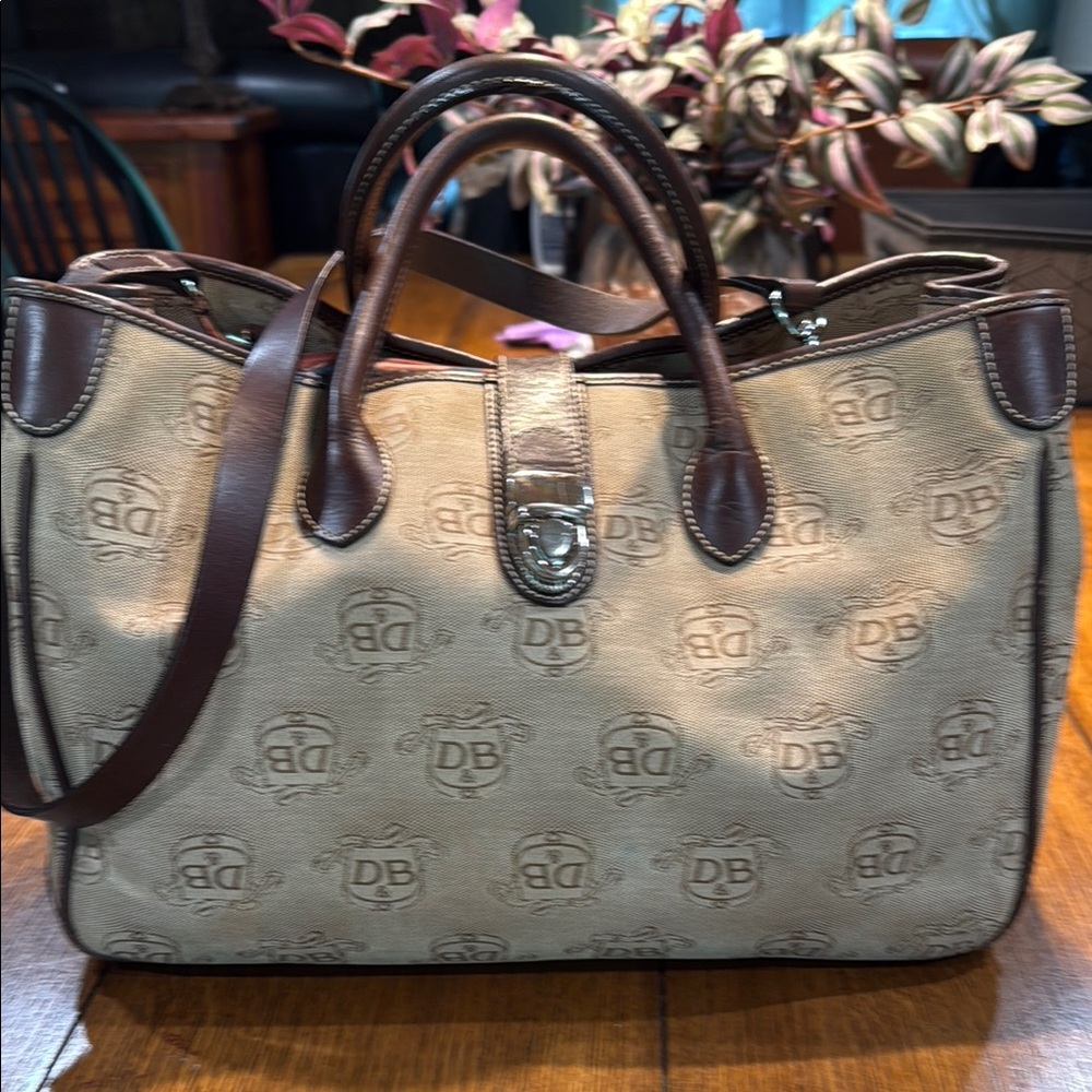 Dooney & Bourke Tan and Brown Women's Bag